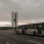 Ônibus em Brasília sobre tarifa zero estudantil aprovada na CLDF
