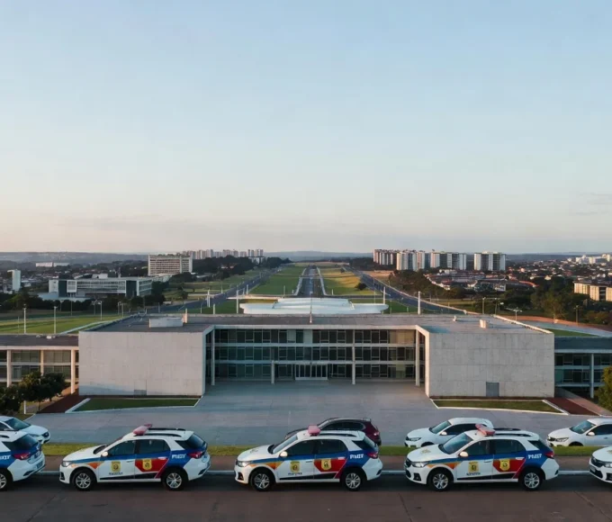 Viaturas de forças de segurança integradas no Distrito Federal