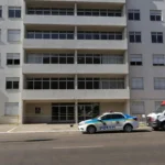 Prédio residencial em Brasília após invasão e refém