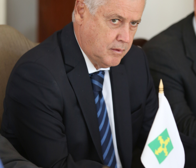 Gestão do ex-governador Rodrigo Rollemberg volta aos debates por polêmica no IPTU no DF