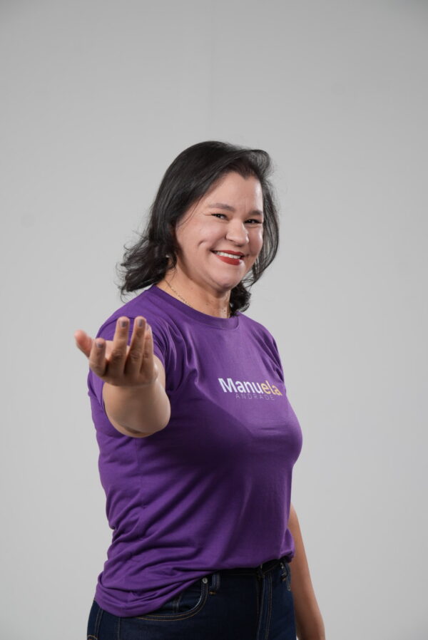 Manuela Andrade consolida favoritismo à distrital no DF